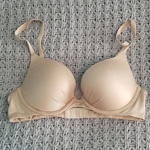 Victoria's Secret Fabulous Plunge Bra
